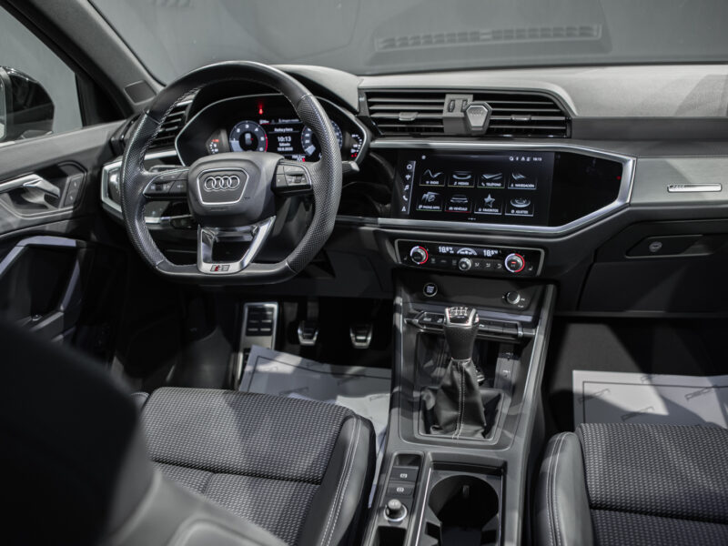 Audi Q3 35 TDI Black Line