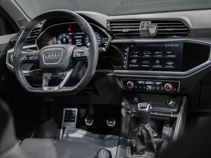 Audi Q3 35 TDI Black Line