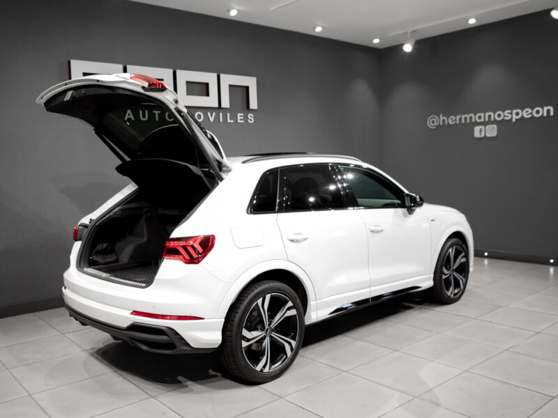 Audi Q3 35 TDI Black Line
