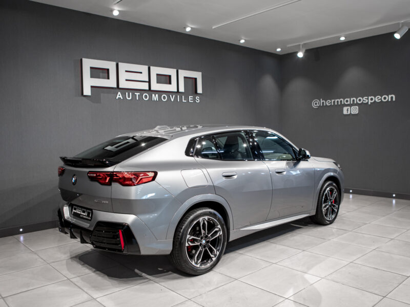 BMW X2 20i sDrive M-Sport