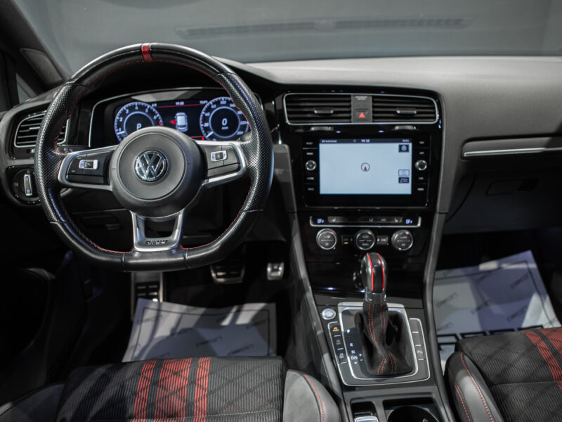 Volkswagen Golf GTI TCR 5p