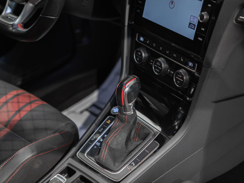 Volkswagen Golf GTI TCR 5p