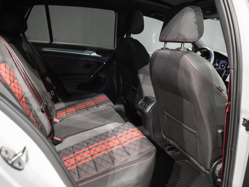 Volkswagen Golf GTI TCR 5p