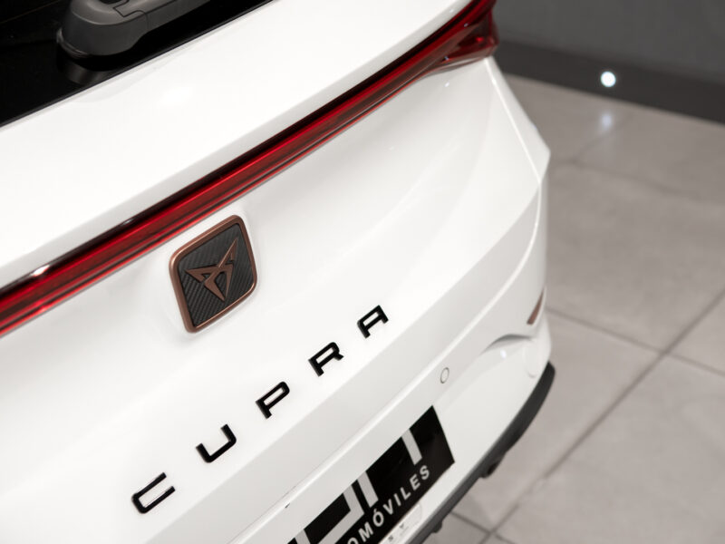 Cupra León SP VZ 2.0 TSI 4Drive DSG