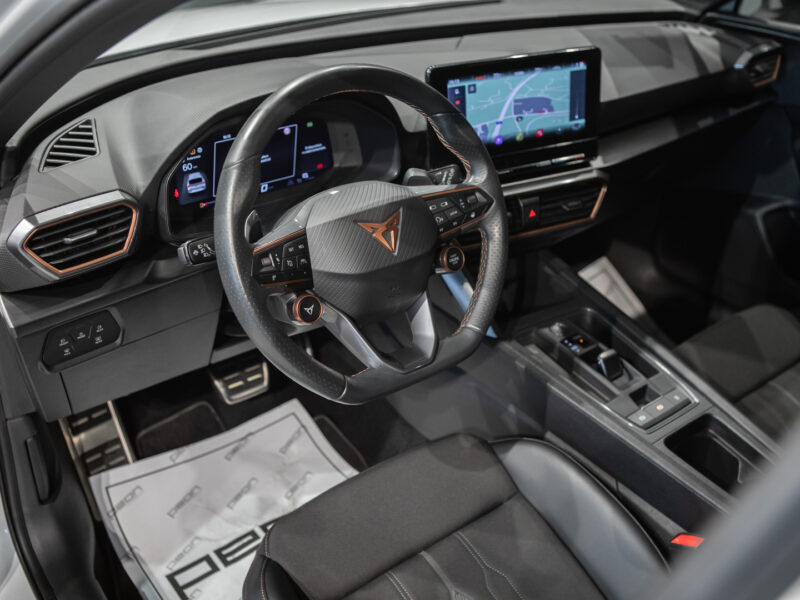Cupra León SP VZ 2.0 TSI 4Drive DSG