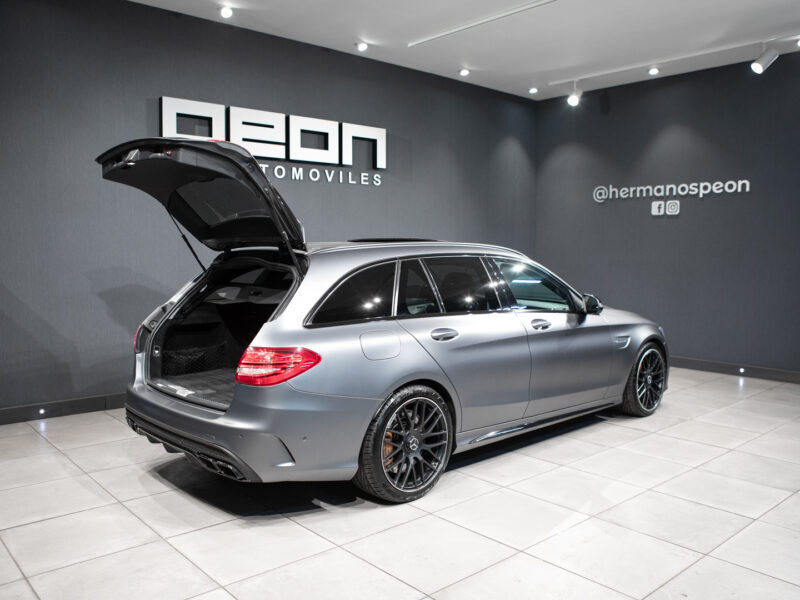 Mercedes-Benz AMG C 63 Estate
