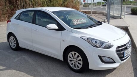 HYUNDAI I30 1.4CRDI 90CV ¡¡DESCUENTO 500€!!