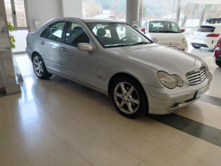 MB c220 cdi aut muy equipado