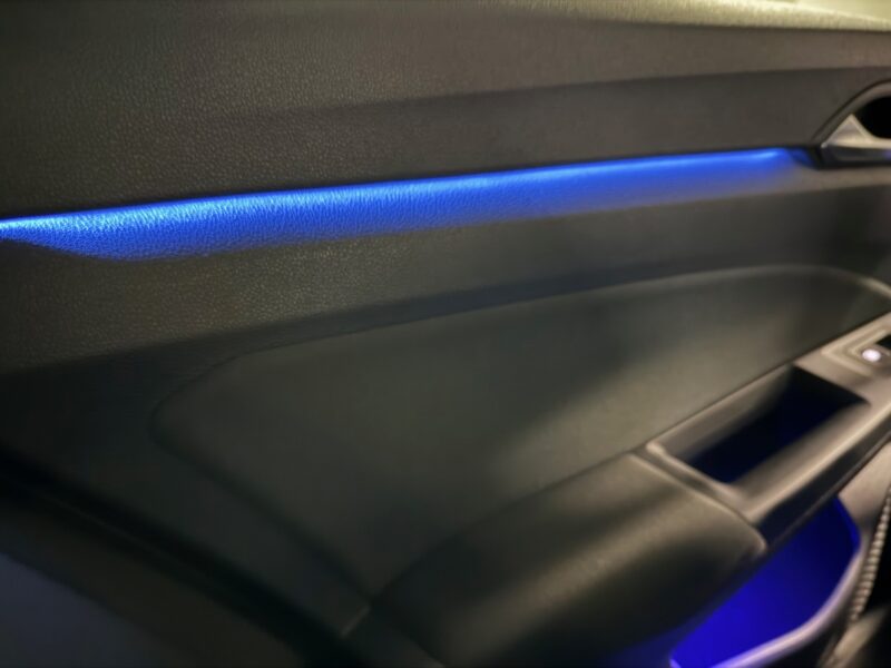 VW Golf GTE MK8