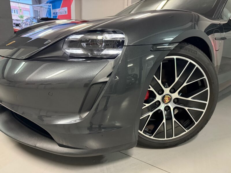 Porsche Taycan 4S