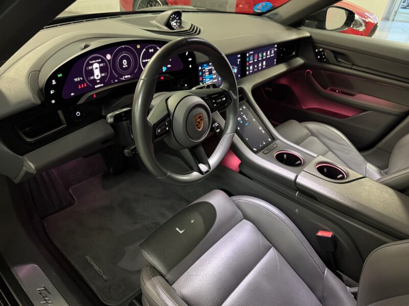 Porsche Taycan 4S