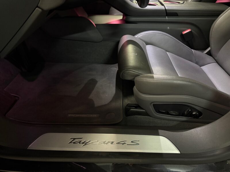 Porsche Taycan 4S