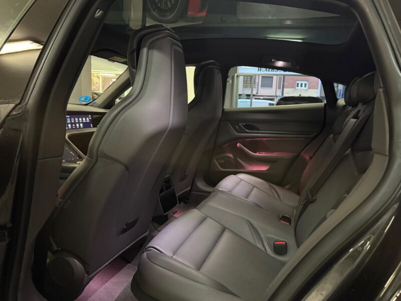 Porsche Taycan 4S