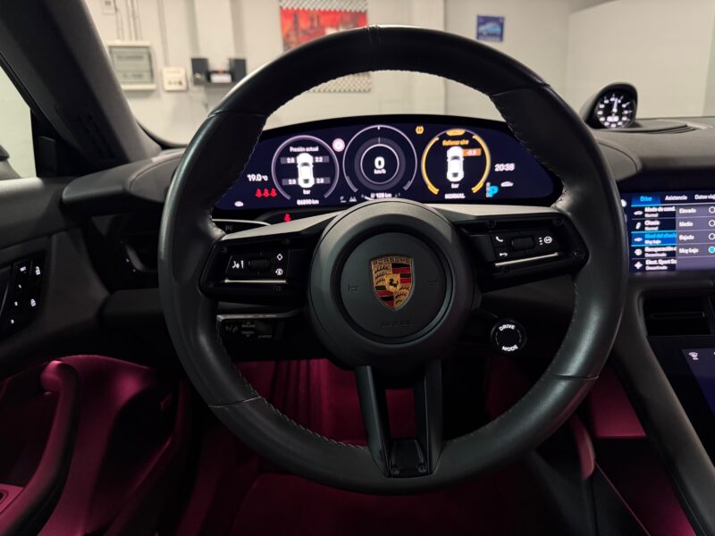Porsche Taycan 4S