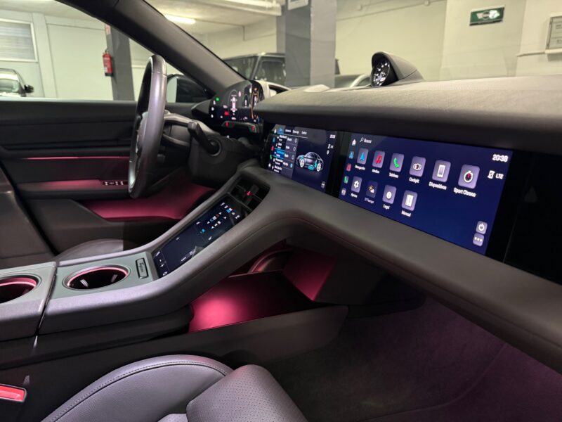 Porsche Taycan 4S
