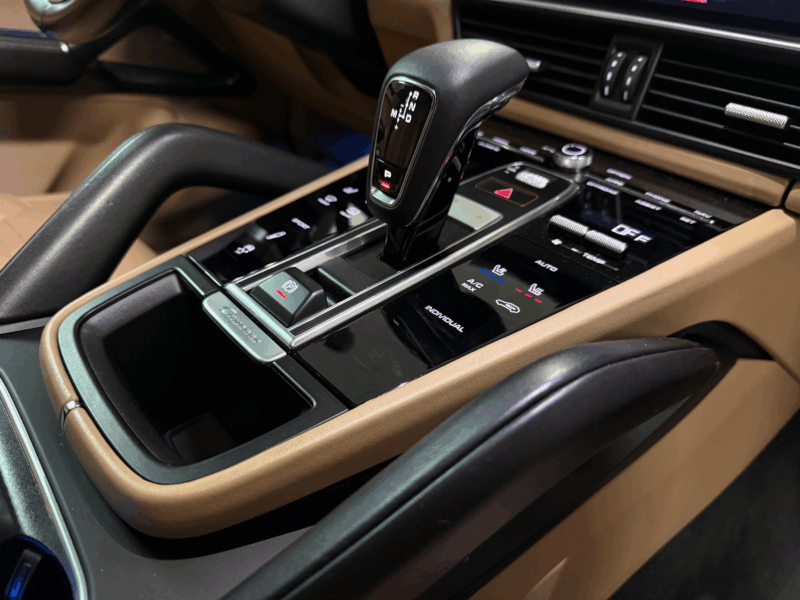 Porsche Cayenne 340Cv