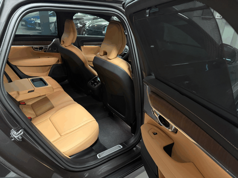 Volvo V90 Cross Country 2.0 B5 D Pro AWD Auto