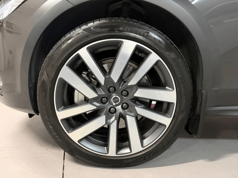Volvo V90 Cross Country 2.0 B5 D Pro AWD Auto