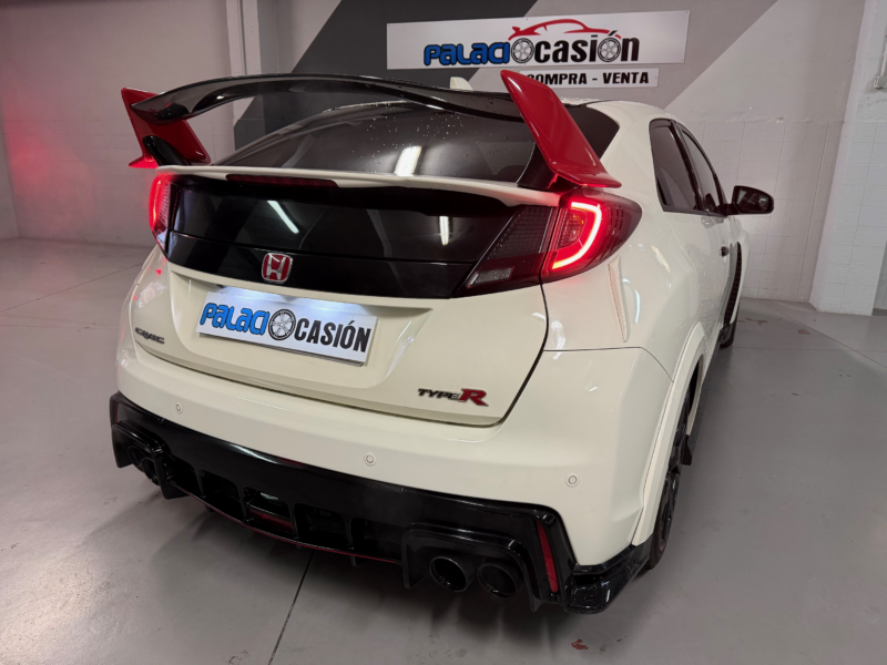Honda Civic 2.0 VTEC Turbo TypeR – GT