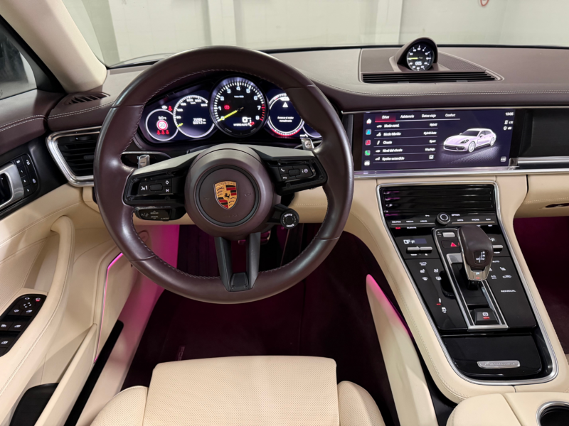Porsche Panamera 4 EHybrid Platinum Edition Sport 
