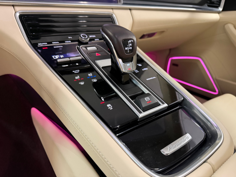 Porsche Panamera 4 EHybrid Platinum Edition Sport 