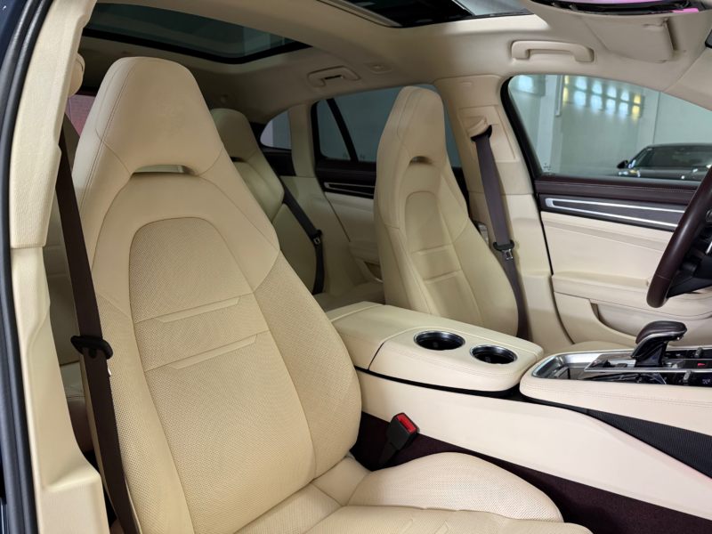 Porsche Panamera 4 EHybrid Platinum Edition Sport 