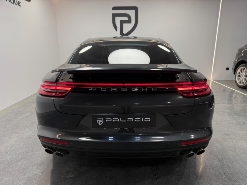 Porsche Panamera 4S