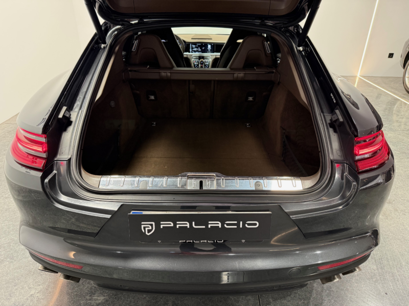 Porsche Panamera 4S
