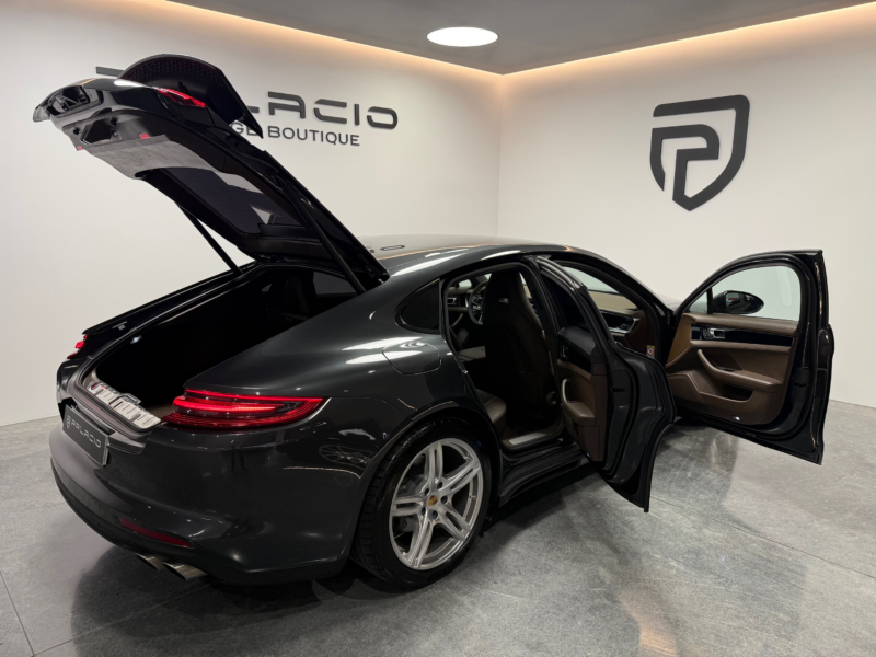 Porsche Panamera 4S