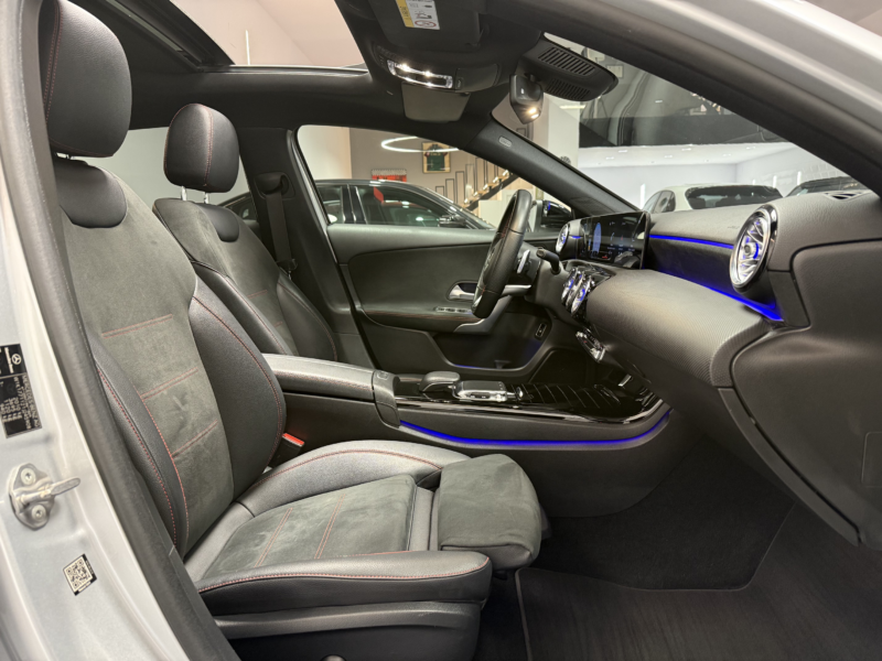Mercedes A200d Sedan AMG Line