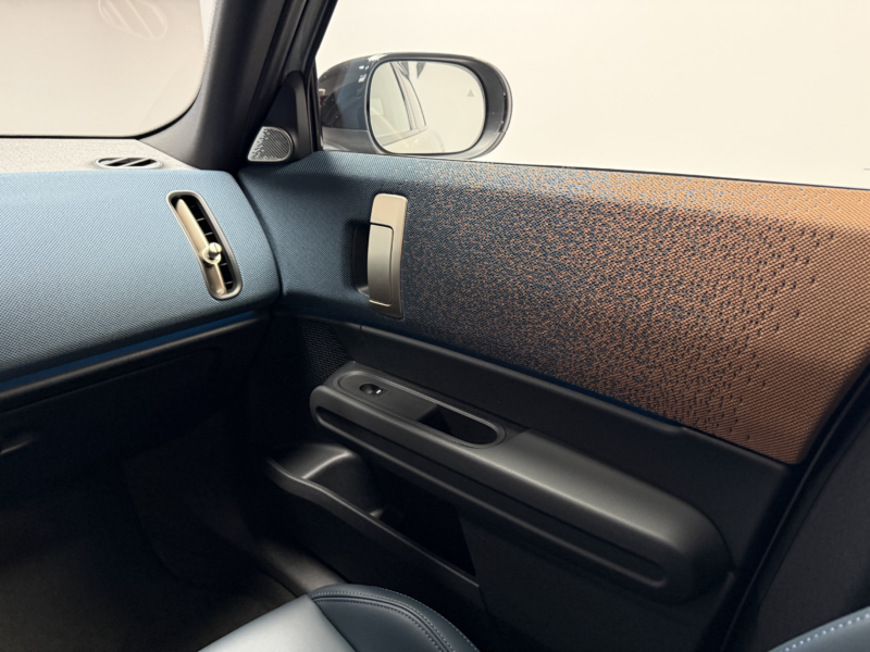 MINI Countryman D