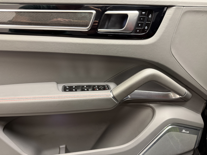 Porsche Cayenne Coupé Turbo S E-Hybrid