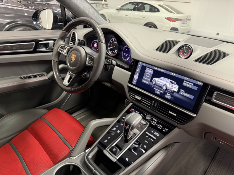 Porsche Cayenne Coupé Turbo S E-Hybrid