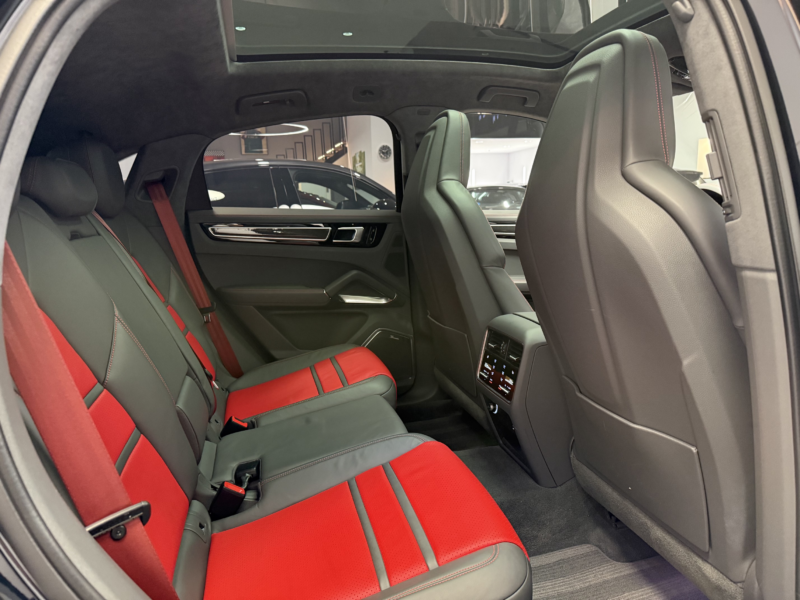 Porsche Cayenne Coupé Turbo S E-Hybrid