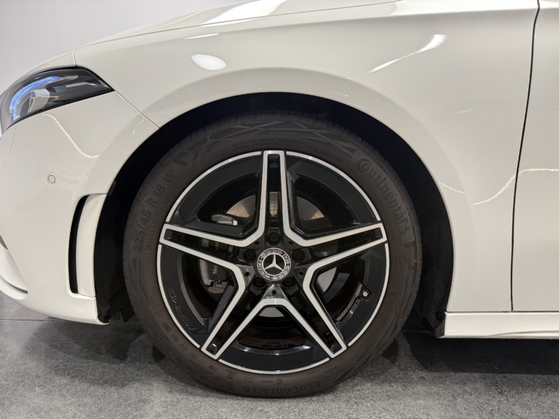 Mercedes A180 AMG Line 7G-DCT