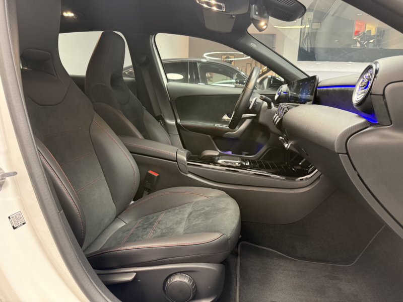 Mercedes A180 AMG Line 7G-DCT
