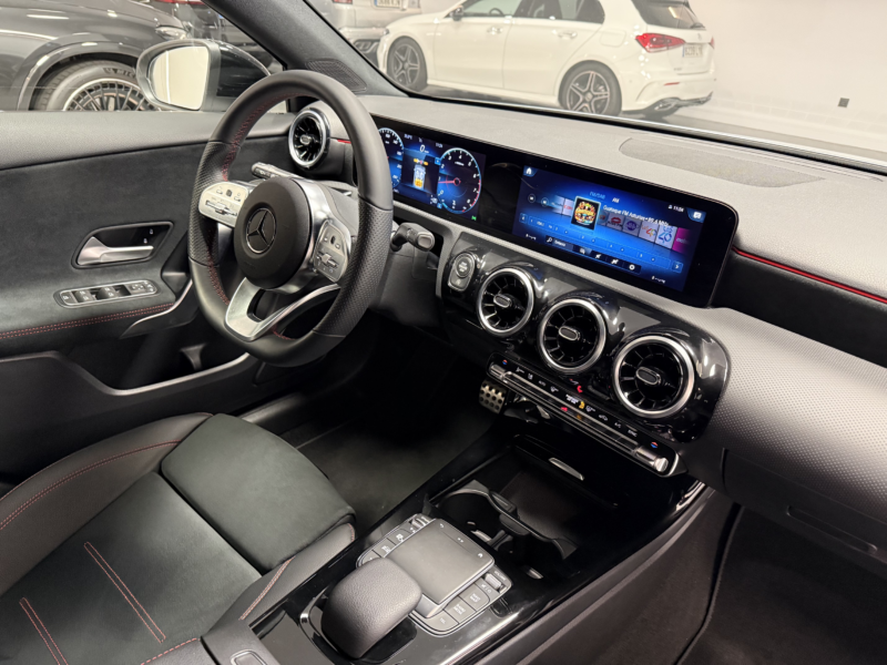 Mercedes A180 AMG Line 7G-DCT