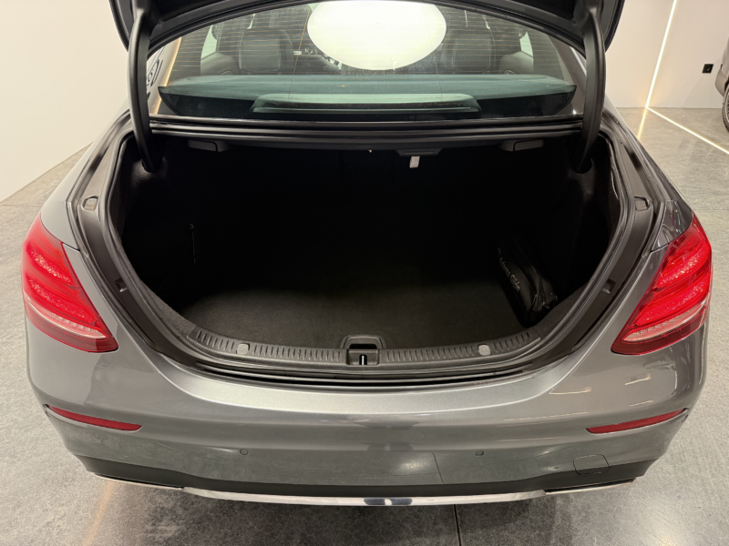 Mercedes-Benz E200 ECO