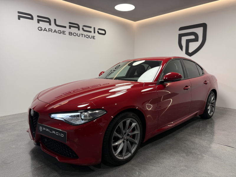 Alfa Romeo Giulia 2.2 JTD Sprint RWD