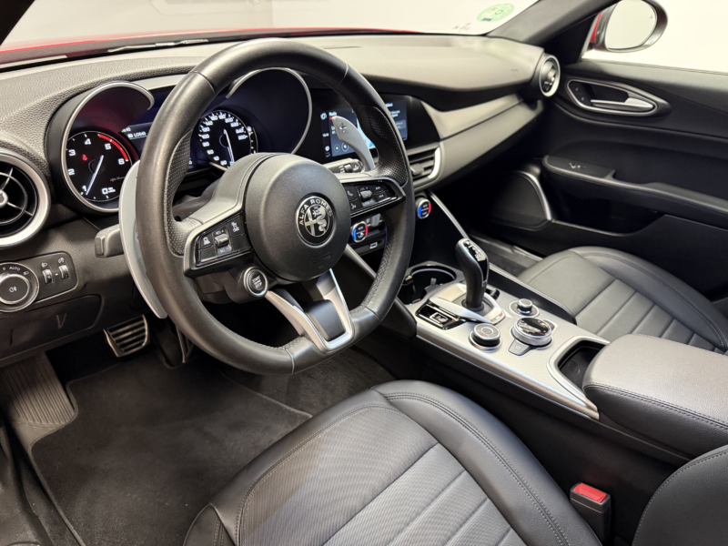 Alfa Romeo Giulia 2.2 JTD Sprint RWD