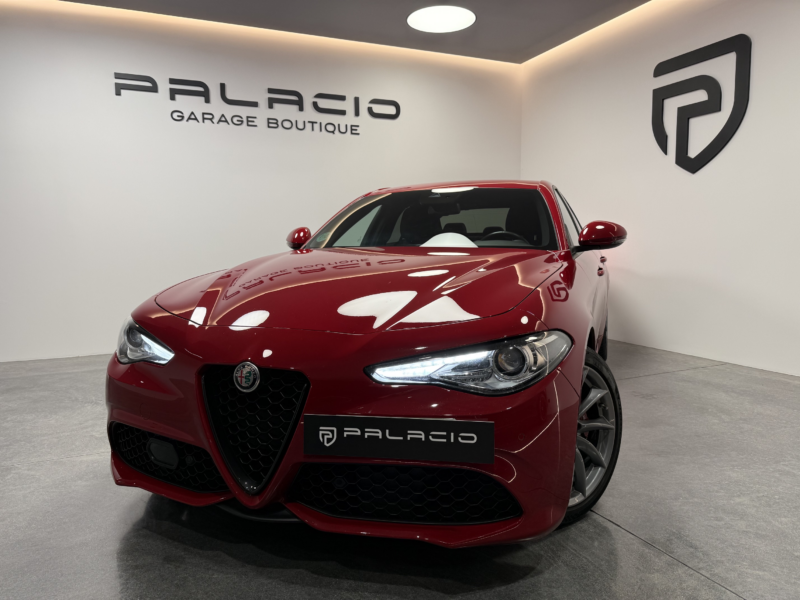 Alfa Romeo Giulia 2.2 JTD Sprint RWD