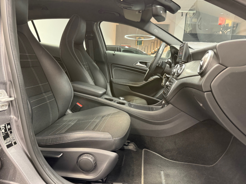 Mercedes-Benz GLA 220 CDI 4MATIC Urban