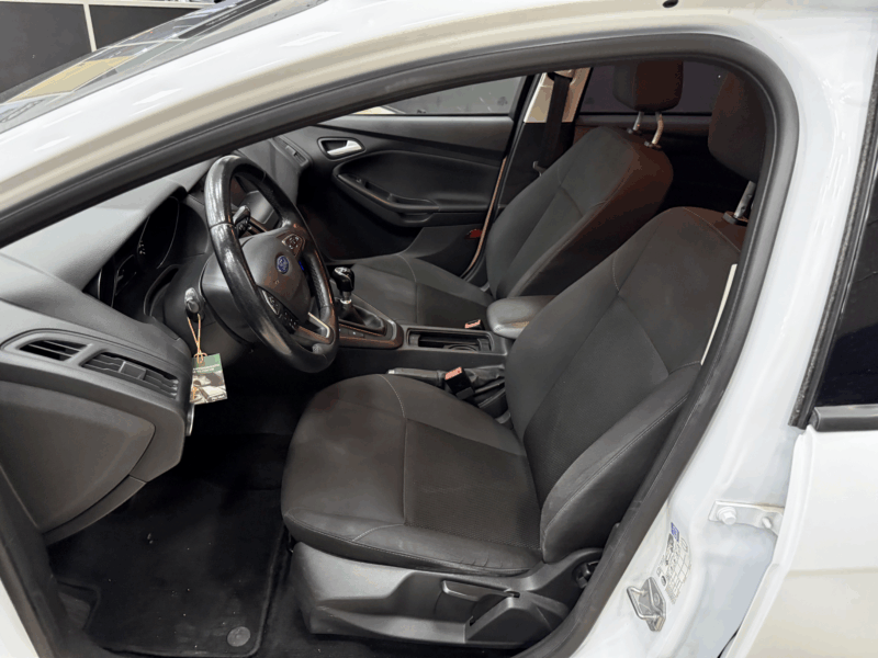 Ford Focus 1.5 TDCI 120cv 6Vel