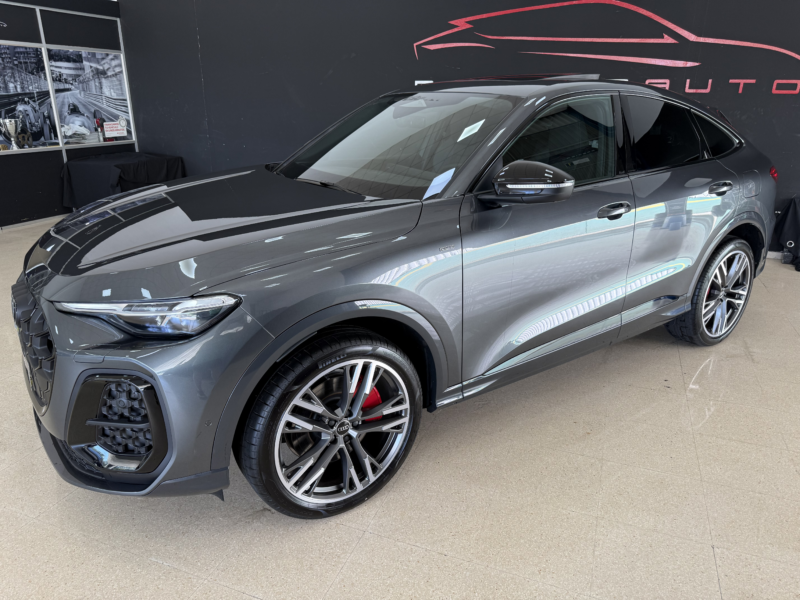 Audi Q5 Sportback e-hybrid Black Competition 367cv