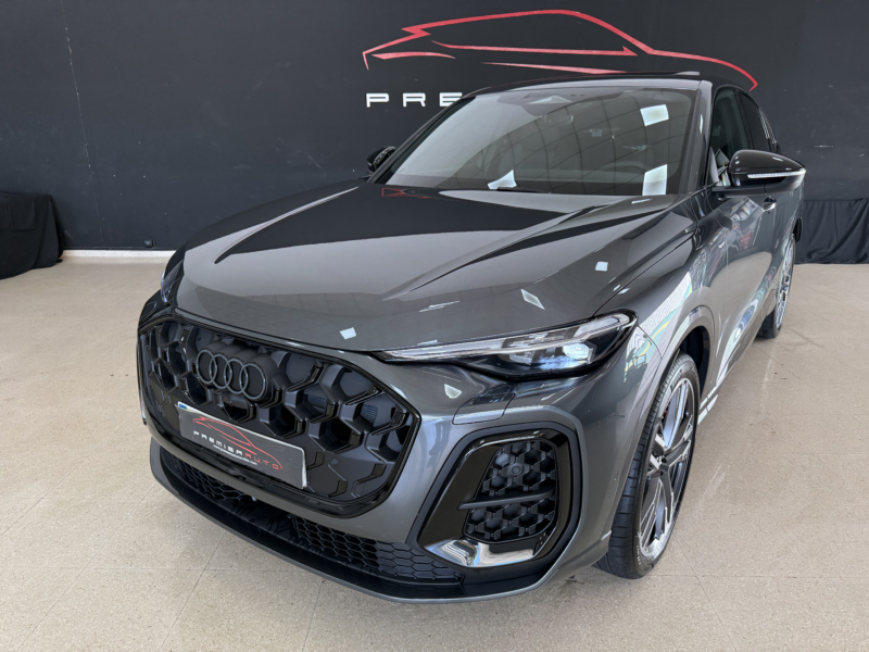 Audi Q5 Sportback e-hybrid Black Competition 367cv