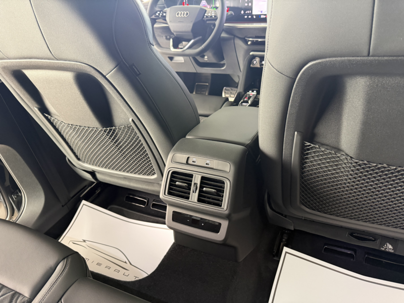 Audi Q5 Sportback e-hybrid Black Competition 367cv