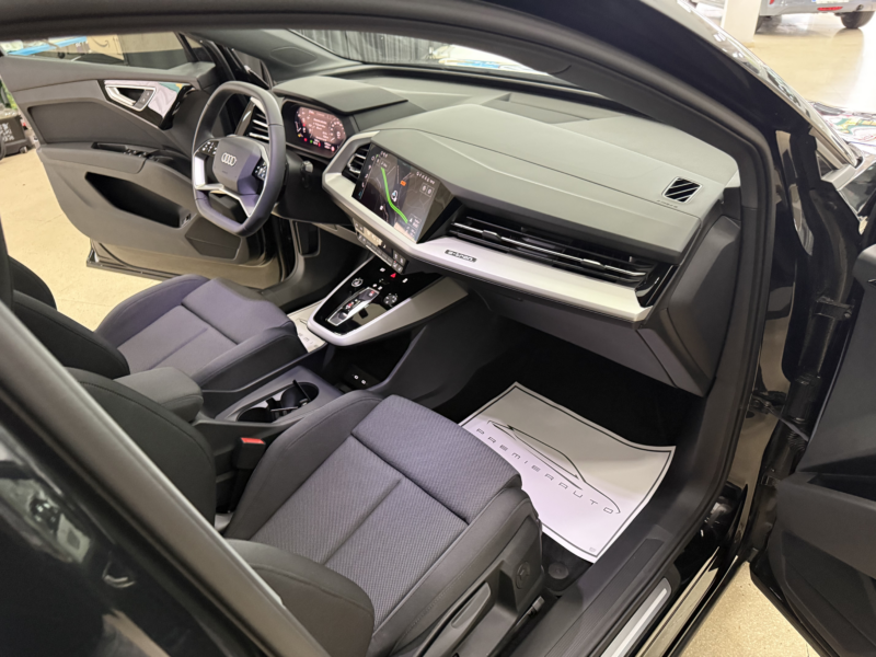 Audi Q4 e-tron Sline 204cv