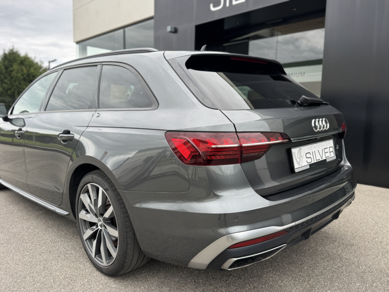 AUDI A4 AVANT 35 TDI S-LINE techo / led / Piel