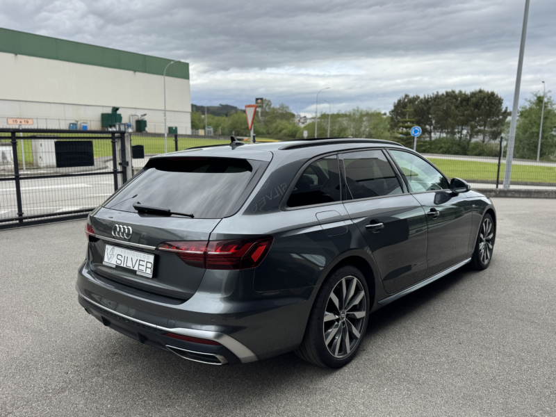 AUDI A4 AVANT 35 TDI S-LINE techo / led / Piel