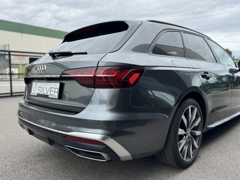 AUDI A4 AVANT 35 TDI S-LINE techo / led / Piel